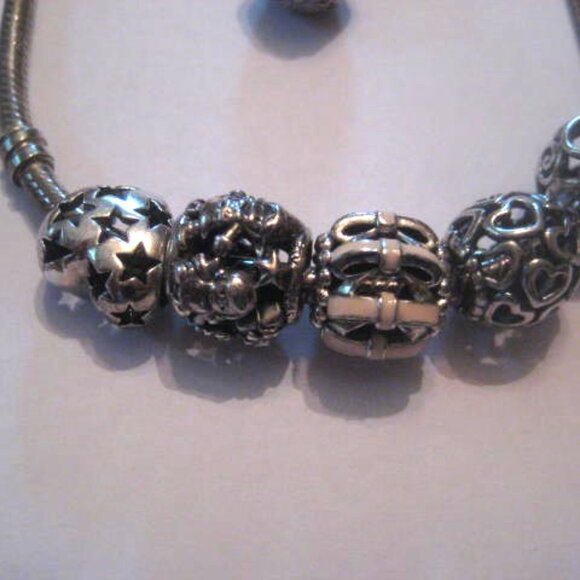 Pandora Bracelet & 6 Charms Sterling Silver Authentic - Picture 3 of 3